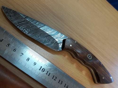 Handmade DAMASCUS Steel Knife, Wooden handle Scales. NEW DESIGN !!!!!!!