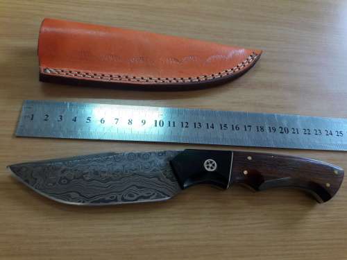 Handmade DAMASCUS Steel Knife, Bull Horn and Wooden handle. BRAND NEW DESIGN !