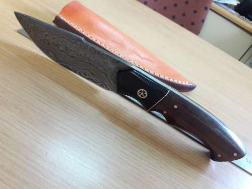 Handmade DAMASCUS Steel Knife, Bull Horn and Wooden handle. BRAND NEW DESIGN !