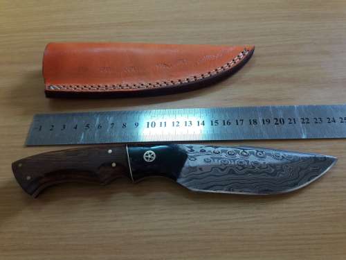 Handmade DAMASCUS Steel Knife, Bull Horn and Wooden handle. BRAND NEW DESIGN !