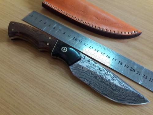 Handmade DAMASCUS Steel Knife, Bull Horn and Wooden handle. BRAND NEW DESIGN !