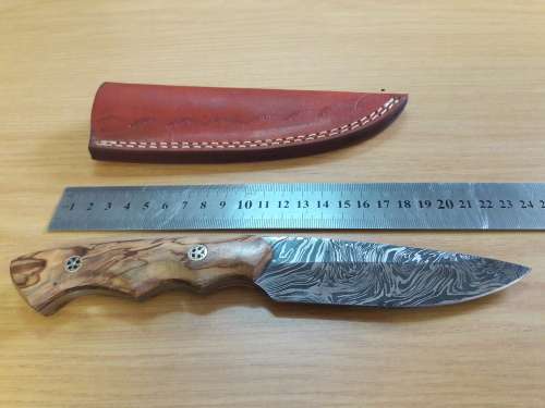Handmade DAMASCUS Steel Knife, Wooden handle Scales. NEW DESIGN !!!!!!!
