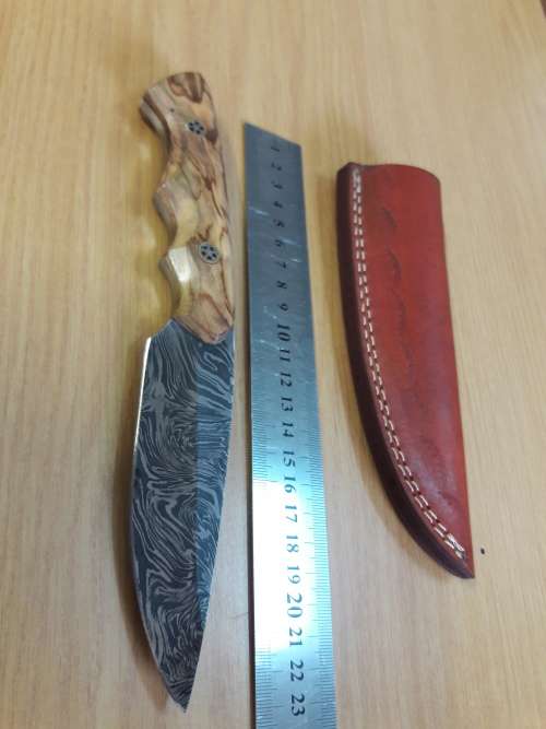 Handmade DAMASCUS Steel Knife, Wooden handle Scales. NEW DESIGN !!!!!!!