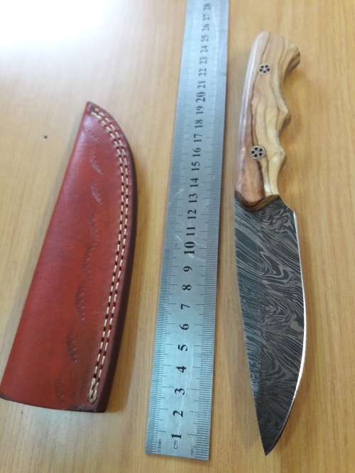 Handmade DAMASCUS Steel Knife, Wooden handle Scales. NEW DESIGN !!!!!!!