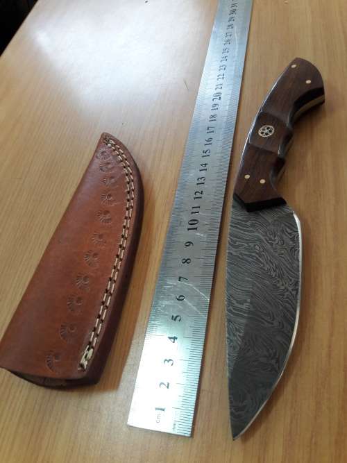 Handmade DAMASCUS Steel Knife, Wooden handle Scales. NEW DESIGN !!!!!!!