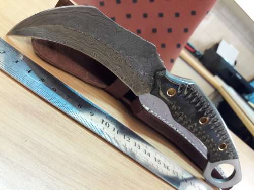 Handmade DAMASCUS Steel KARAMBIT, please see all the pictures, nice one.