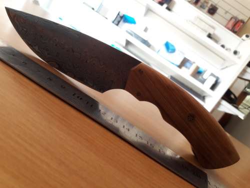 Handmade DAMASCUS Steel Hunting Knife, Wooden handle Scales. NEW DESIGN !!!!!!!