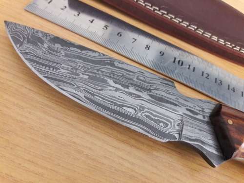 Handmade DAMASCUS Steel Hunting Knife, Wooden handle Scales. NEW DESIGN !!!!!!!