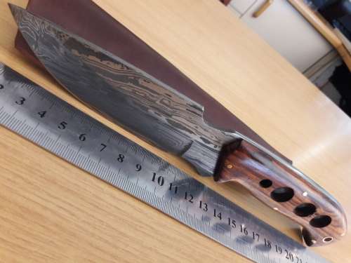 Handmade DAMASCUS Steel Hunting Knife, Wooden handle Scales. NEW DESIGN !!!!!!!