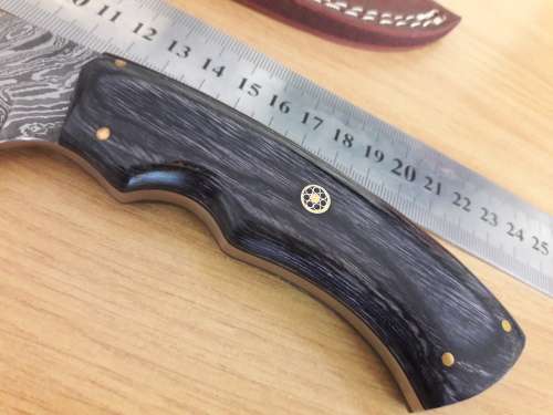 Handmade DAMASCUS Steel Hunting Knife, Wooden handle Scales. NEW DESIGN !!!!!!!