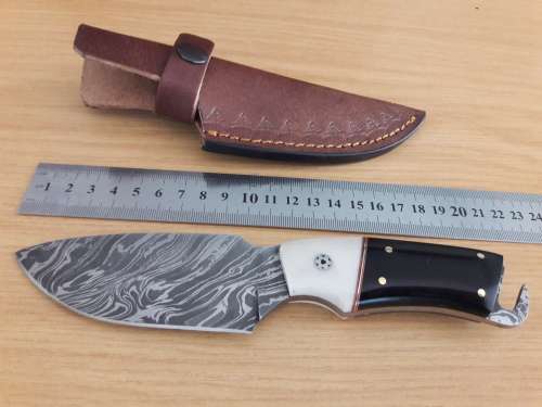 Handmade DAMASCUS Steel Hunting Knife, Bull horn and Camel Bone handle scales. NEW DESIGN !!!!!