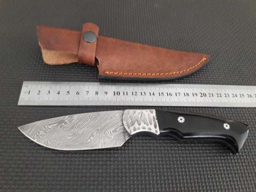 Handmade DAMASCUS Steel Hunting Knife, Bull horn handle scales. NEW DESIGN !!!!!