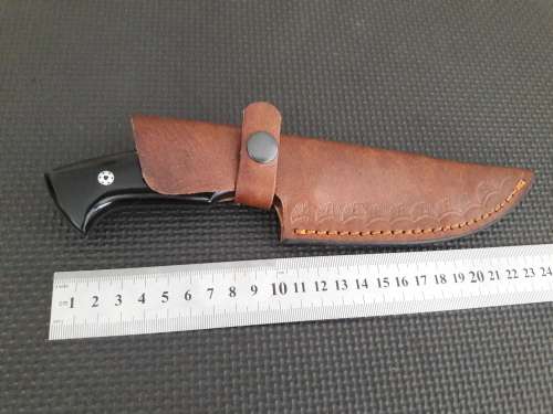 Handmade DAMASCUS Steel Hunting Knife, Bull horn handle scales. NEW DESIGN !!!!!