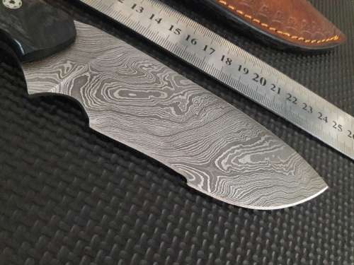 Handmade DAMASCUS Steel Hunting Knife with Wooden handle scales. NEW DESIGN !!!!!