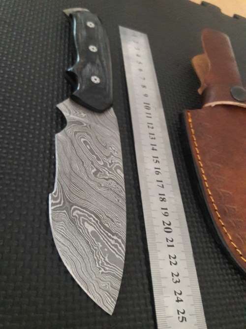 Handmade DAMASCUS Steel Hunting Knife with Wooden handle scales. NEW DESIGN !!!!!