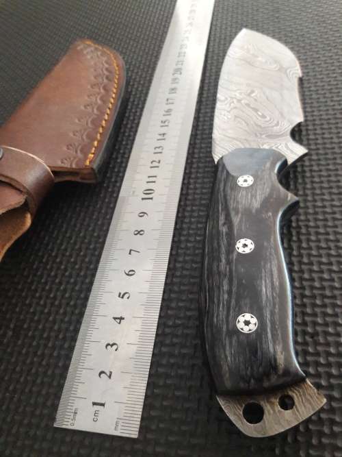 Handmade DAMASCUS Steel Hunting Knife with Wooden handle scales. NEW DESIGN !!!!!