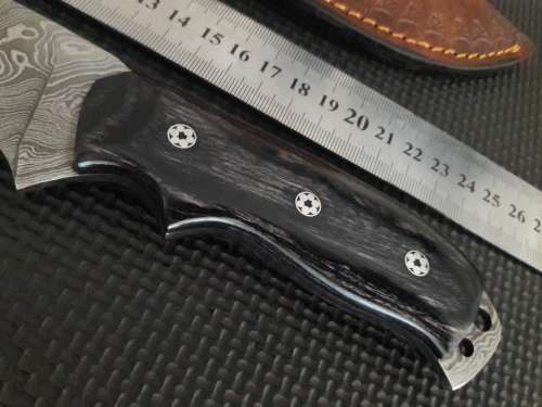 Handmade DAMASCUS Steel Hunting Knife with Wooden handle scales. NEW DESIGN !!!!!