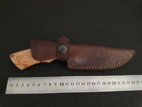 Handmade DAMASCUS Steel Hunting Knife with Wooden handle scales. NEW DESIGN !!!!!