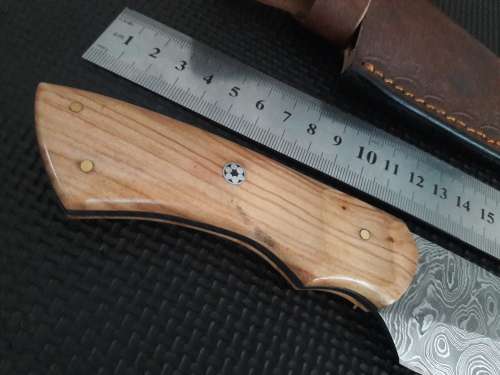 Handmade DAMASCUS Steel Hunting Knife with Wooden handle scales. NEW DESIGN !!!!!