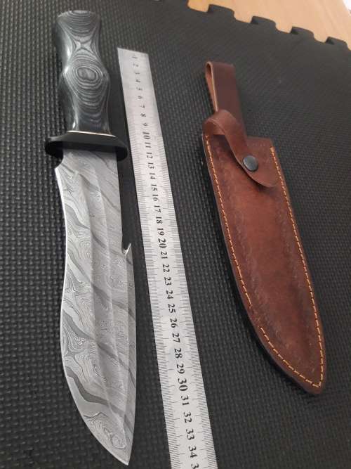 Handmade DAMASCUS Steel Hunting Knife with Wooden handle scales. NEW DESIGN !!!!!