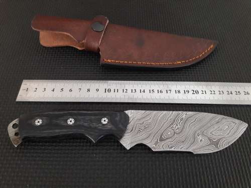 Handmade DAMASCUS Steel Hunting Knife with Wooden handle scales. NEW DESIGN !!!!!