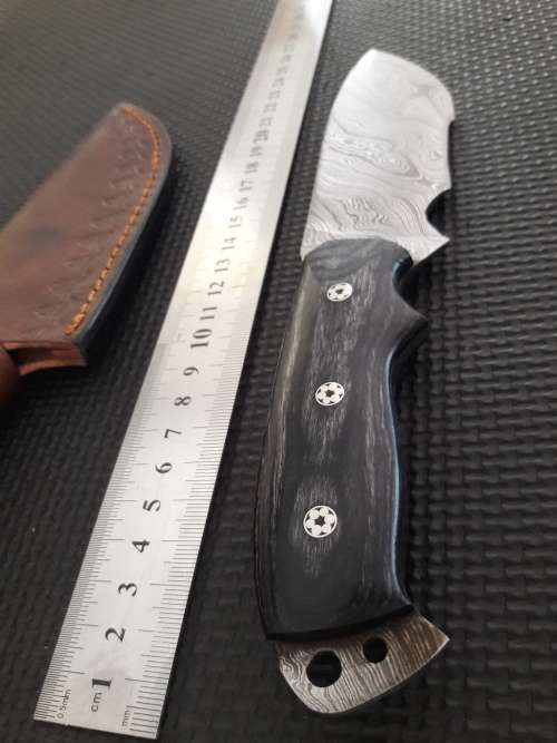 Handmade DAMASCUS Steel Hunting Knife with Wooden handle scales. NEW DESIGN !!!!!