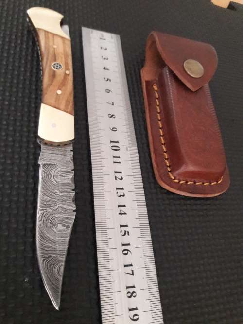 Handmade Damascus steel folding knife with WOODEN handle scales.