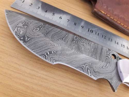 Handmade DAMASCUS Steel Hunting Knife, Camel Bone handle scales. FULL TANG !!!!!