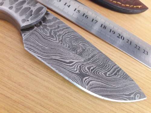Handmade DAMASCUS Steel Hunting Knife,   BULL HORN handle scales and Steel bolster, NEW DESIGN !!!!!
