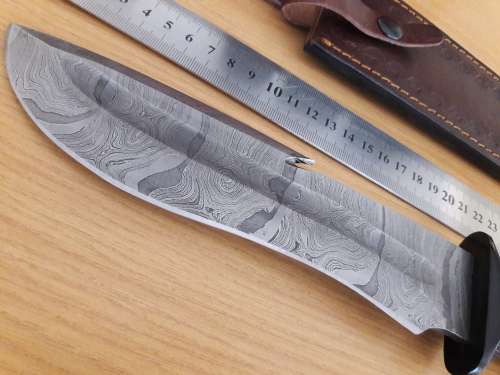 Handmade DAMASCUS Steel Hunting Knife with Wooden handle scales. NEW DESIGN !!!!!