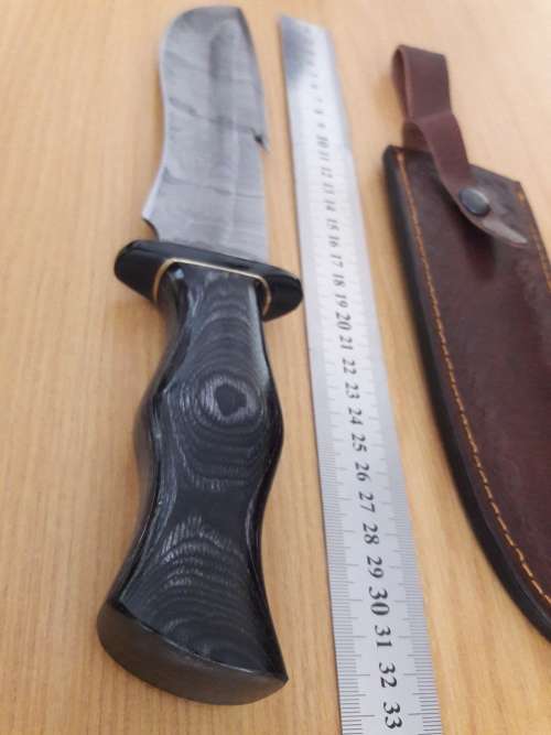 Handmade DAMASCUS Steel Hunting Knife with Wooden handle scales. NEW DESIGN !!!!!