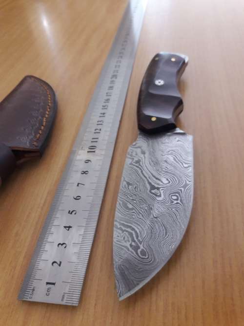 Handmade DAMASCUS Steel Hunting Knife with Wooden handle scales. NEW DESIGN !!!!!