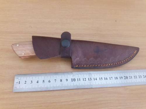 Handmade DAMASCUS Steel Hunting Knife with Wooden handle scales. NEW DESIGN !!!!!
