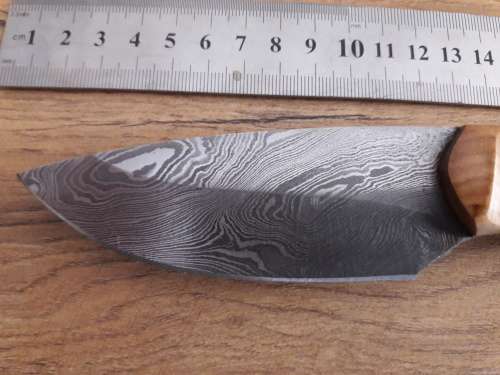 Handmade DAMASCUS Steel Hunting Knife with Wooden handle scales. NEW DESIGN !!!!!