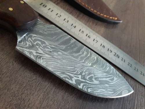 Handmade DAMASCUS Steel Hunting Knife with Wooden handle scales. NEW DESIGN !!!!!