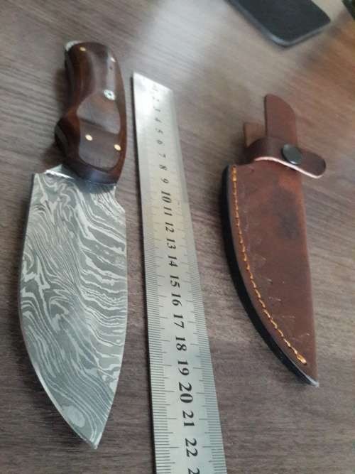 Handmade DAMASCUS Steel Hunting Knife with Wooden handle scales. NEW DESIGN !!!!!
