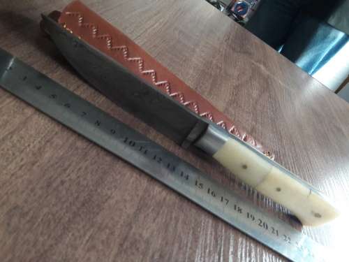 Handmade DAMASCUS Steel Hunting Knife, FULL TANG, Bull  Camel Bone handle scales.