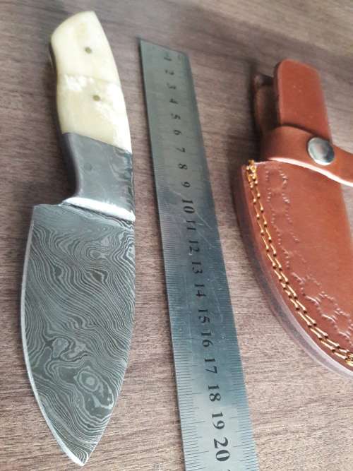 Handmade DAMASCUS Steel Hunting Knife, FULL TANG, Camel Bone handle w Damascus steel bolster