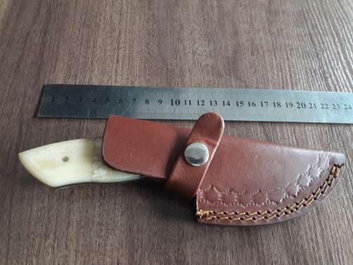 Handmade DAMASCUS Steel Hunting Knife, FULL TANG, Camel Bone handle w Damascus steel bolster