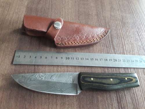 Handmade DAMASCUS Steel Hunting Knife, FULL TANG, with MICARTA handle scales.