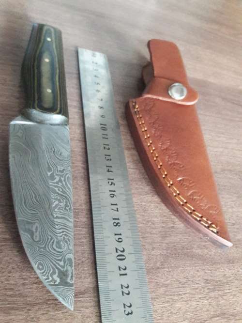 Handmade DAMASCUS Steel Hunting Knife, FULL TANG, with MICARTA handle scales.
