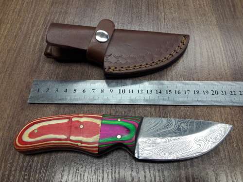 Handmade DAMASCUS Steel Hunting Knife with Wooden handle scales.FULL TANG !!!!!!