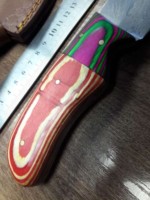 Handmade DAMASCUS Steel Hunting Knife with Wooden handle scales.FULL TANG !!!!!!