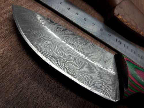 Handmade DAMASCUS Steel Hunting Knife with Wooden handle scales.FULL TANG !!!!!!