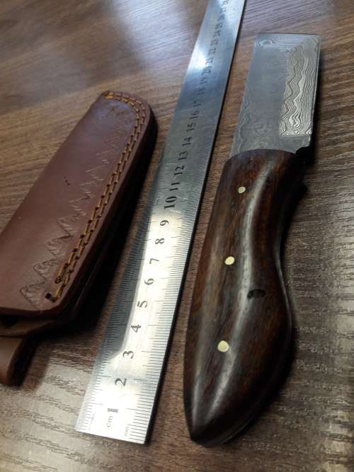 Handmade DAMASCUS Steel Hunting Knife with Wooden handle scales.FULL TANG !!!!!!