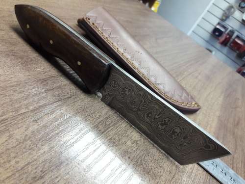 Handmade DAMASCUS Steel Hunting Knife with Wooden handle scales.FULL TANG !!!!!!