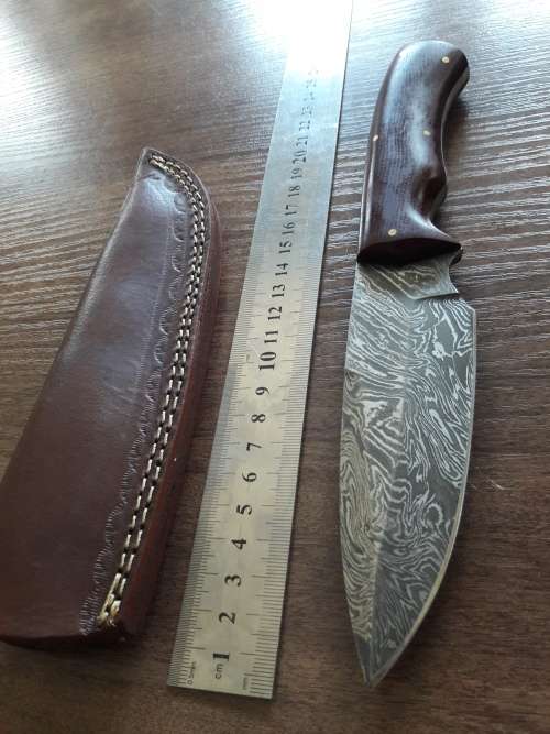 Handmade DAMASCUS Steel Hunting Knife, Micarta handle scales.