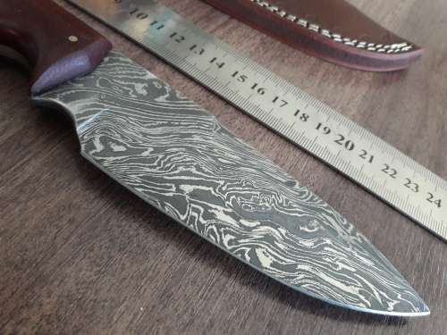 Handmade DAMASCUS Steel Hunting Knife, Micarta handle scales.