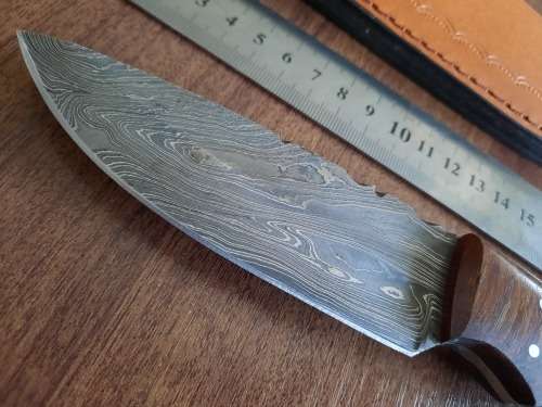 Handmade Damascus steel HUNTING  knife with WOODEN handle scales.