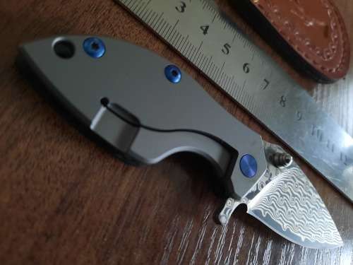 Damascus VG-10 Stainless Steel folding knife, RAZOR Sharp, High End TITANIUM & Carbon Fiber handle.